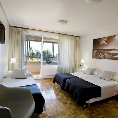Pension Pasadena Pamplona Exterior foto