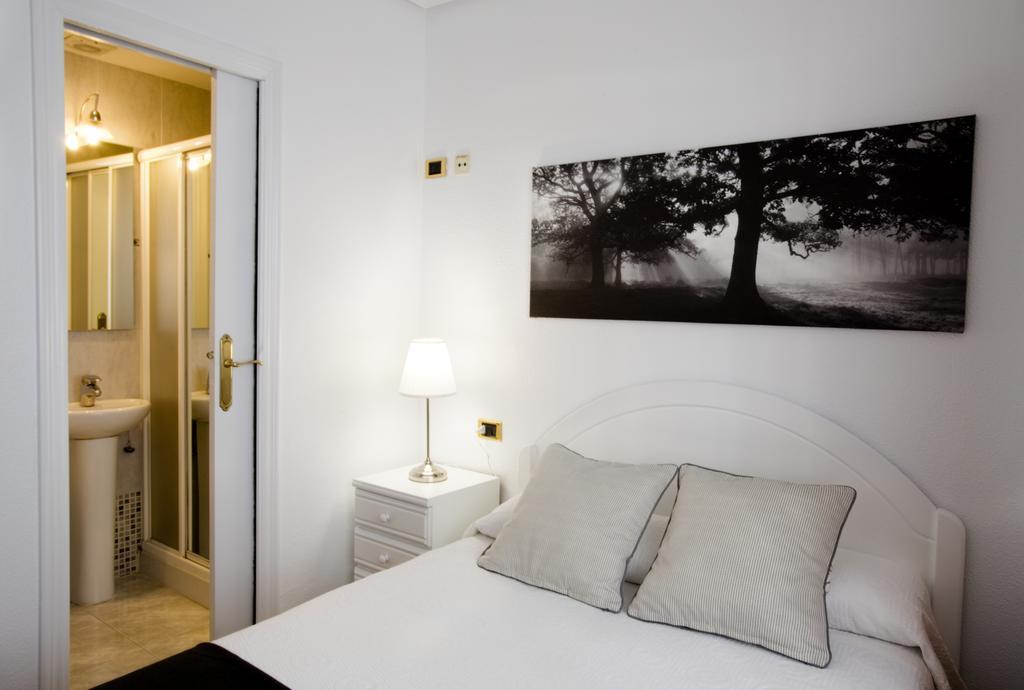 Pension Pasadena Pamplona Exterior foto