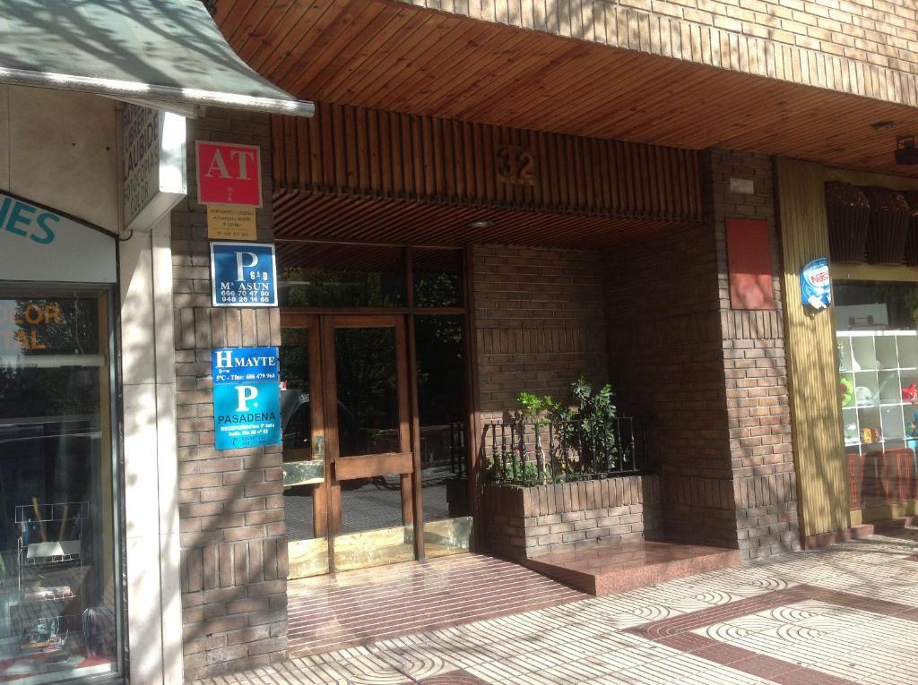 Pension Pasadena Pamplona Exterior foto